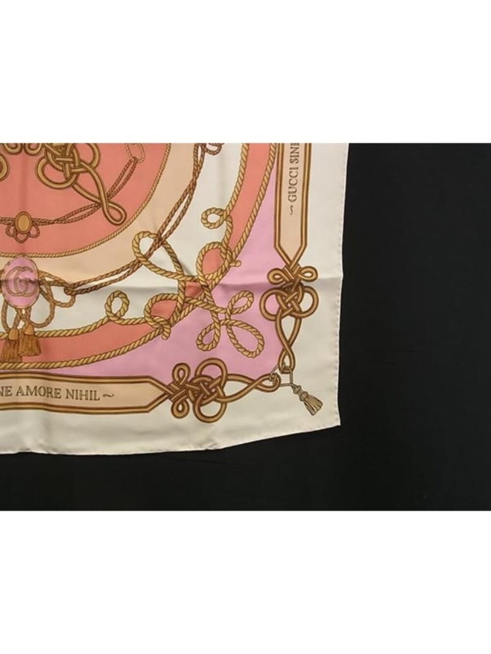 Gucci Silk Large Scarf Shawl Pink Multicolor - Picture 4 of 6